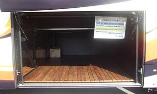 마루가메, 젠쓰지 - 고베, 오사카, 유니버설 스튜디오 재팬선