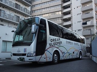 Tokyo(Tokyo)-Osaka(Osaka)Highway Bus