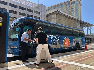 Naha Airport(Okinawa)-Okinawa(Okinawa)Highway Bus