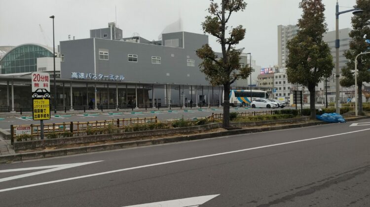 高松駅高速バスターミナル